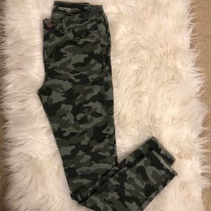 Old Navy Camo Rockstar Jeans